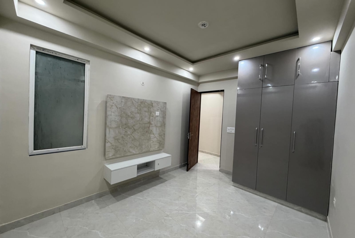 2 BHK FLAT MTC ARAMBH PROJECT SECTOR 12 GREATER NOIDA