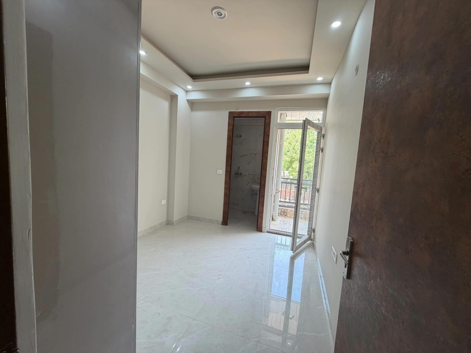 2 BHK FLAT MTC ARAMBH PROJECT SECTOR 12 GREATER NOIDA