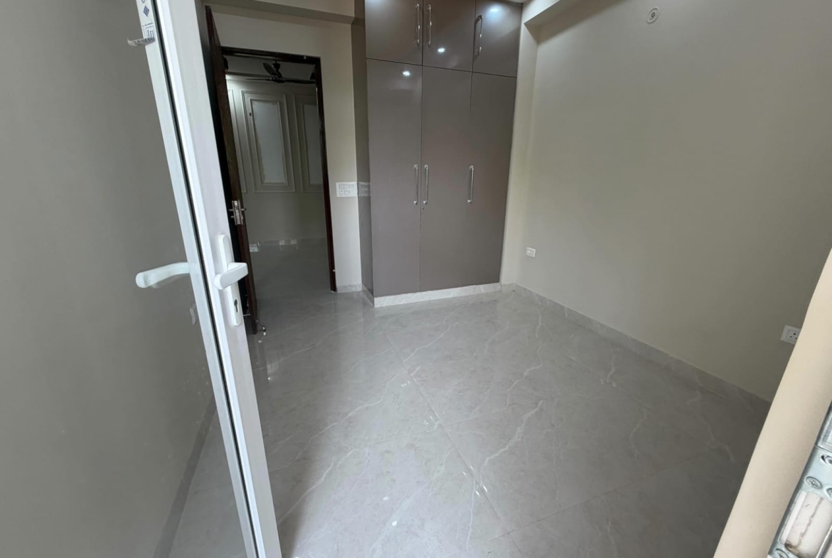 2 BHK FLAT MTC ARAMBH PROJECT SECTOR 12 GREATER NOIDA