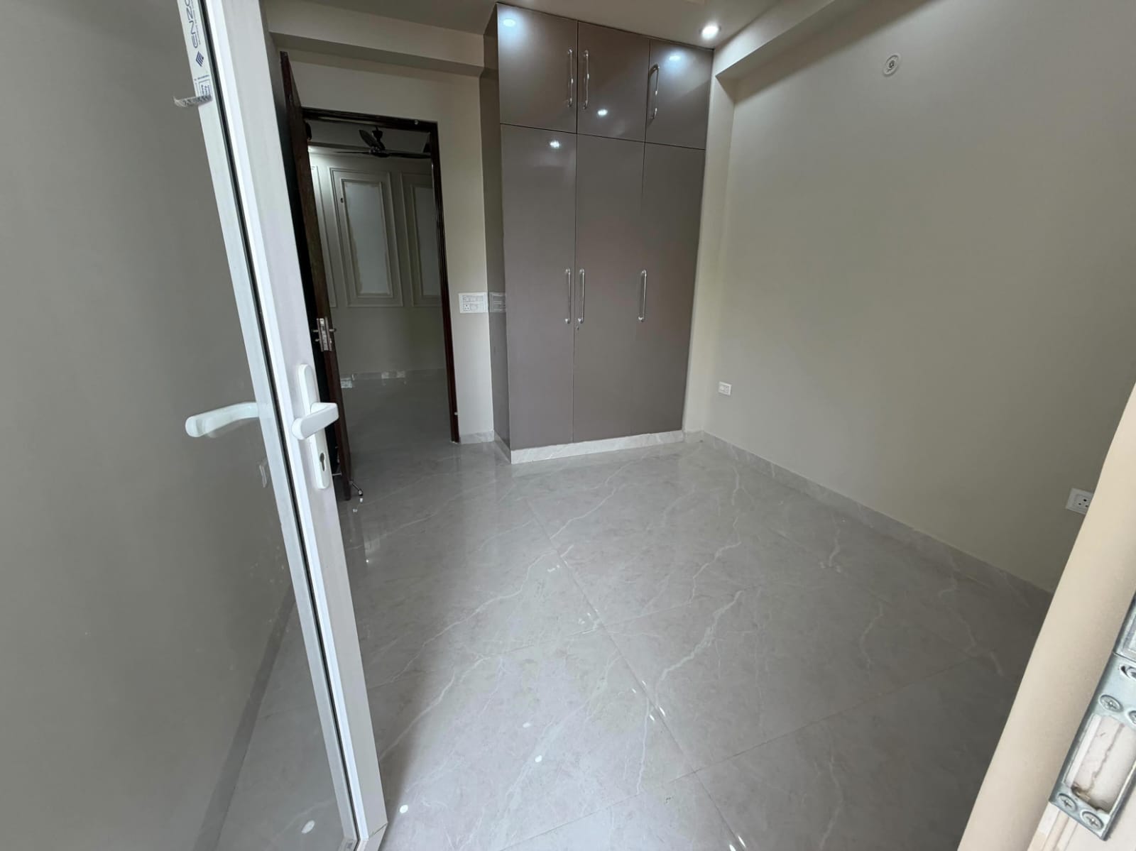 2 BHK FLAT MTC ARAMBH PROJECT SECTOR 12 GREATER NOIDA