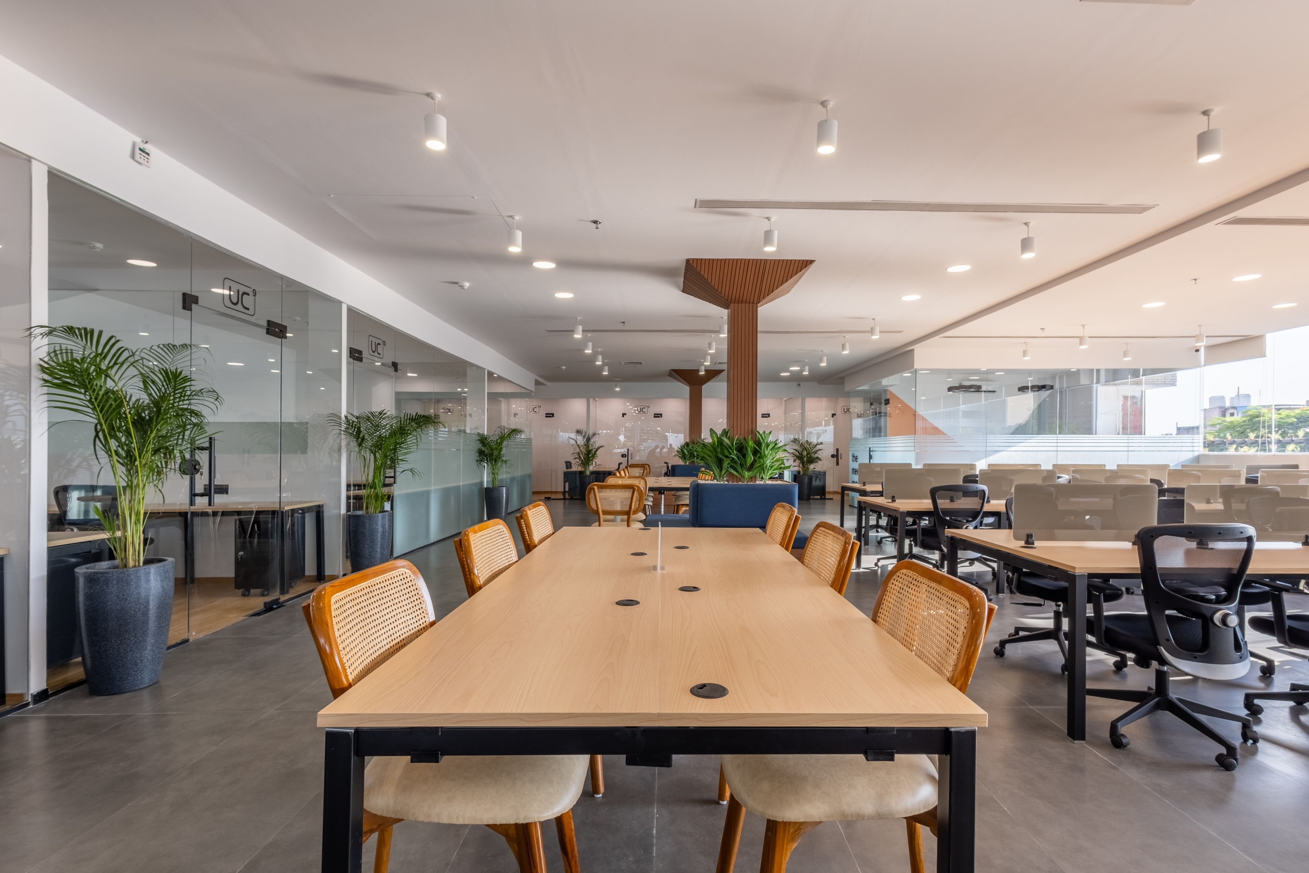 Cheapest Coworking Space in Noida — Perfect for Client Meetings